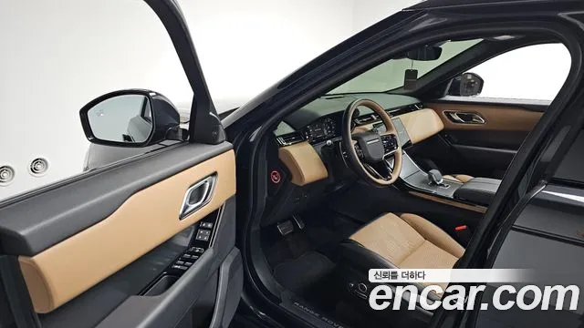 Land Rover Range Rover Velar — Фото автомобиля 15