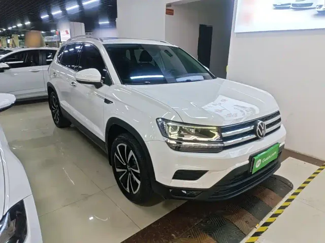 Volkswagen Tharu — Фото автомобиля 3