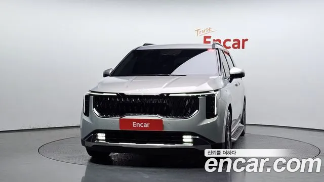 Kia Carnival — Фото автомобиля 3