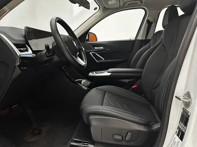 BMW X1 — Фото автомобиля 10