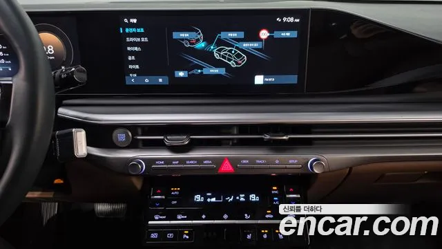 Hyundai Grandeur GN7 — Фото автомобиля 29