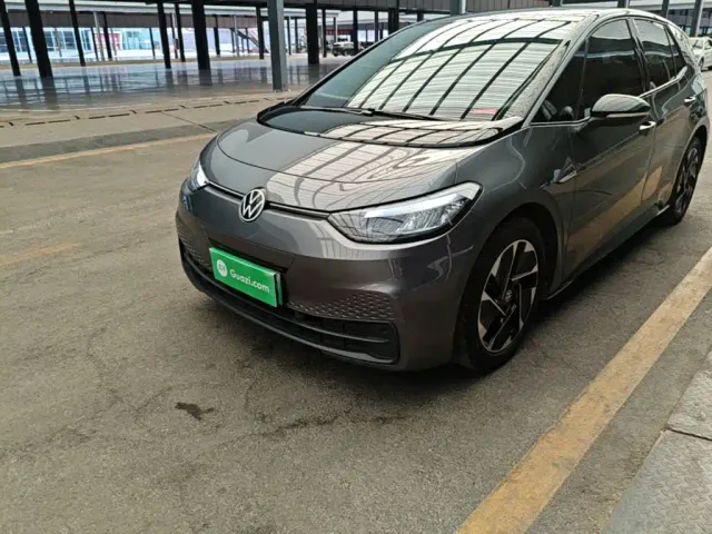 Volkswagen ID.3 — Фото автомобиля 23