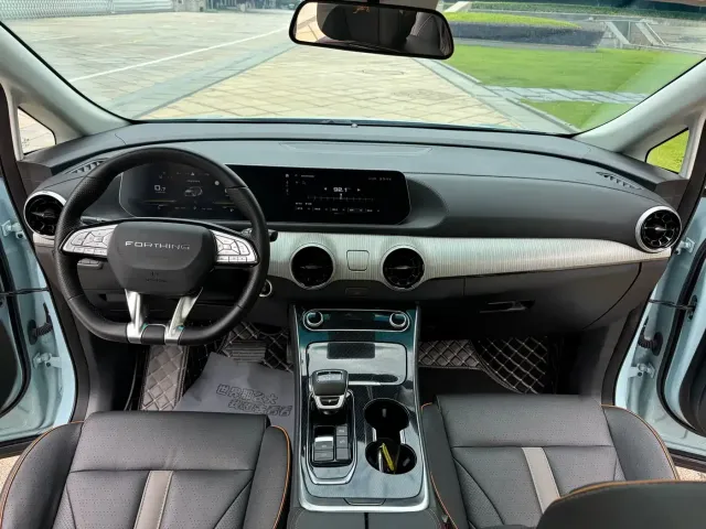 Dongfeng Fengxing Fengxing Yacht 2022 1.5T DCT Wave Chaser Edition — Фото автомобиля 22
