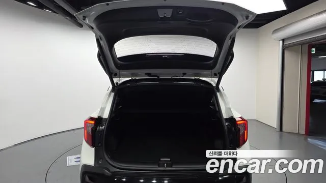 Kia Seltos New — Фото автомобиля 20