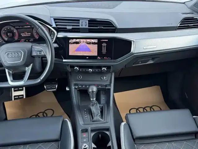 Audi Q3 — Фото автомобиля 9