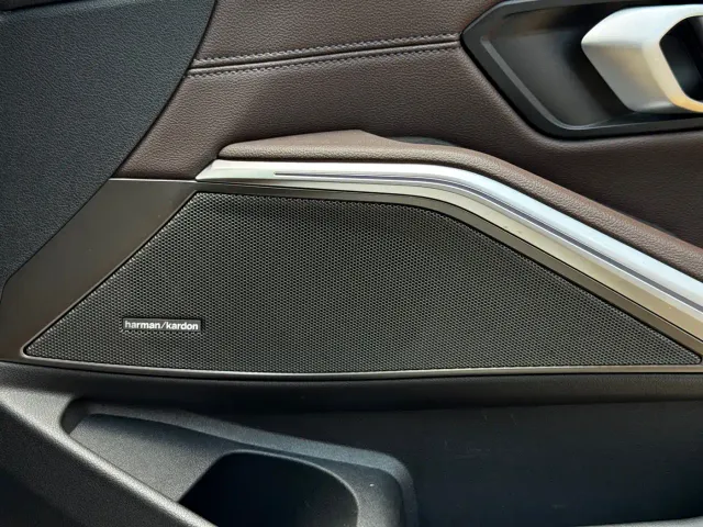 BMW 3 Series — Фото автомобиля 10