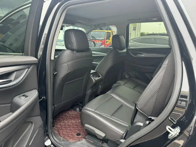 Buick Enclave — Фото автомобиля 5