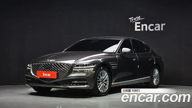 Фотография автомобиля — Genesis G80 RG3