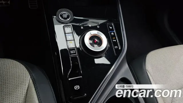 Kia Niro The All New Niro Signature — Фото автомобиля 9