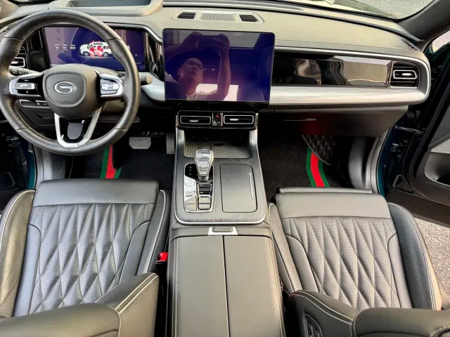 GAC Trumpchi GS8 — Фото автомобиля 16