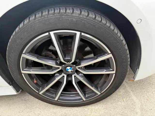 BMW 3 Series — Фото автомобиля 4