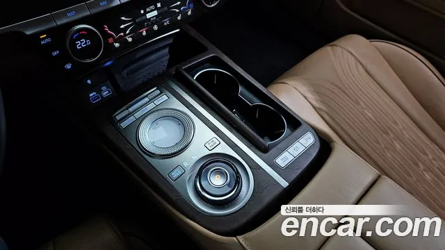 Genesis G80 RG3 — Фото автомобиля 12
