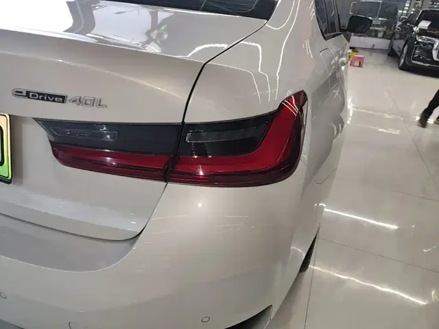 BMW i3 — Фото автомобиля 7