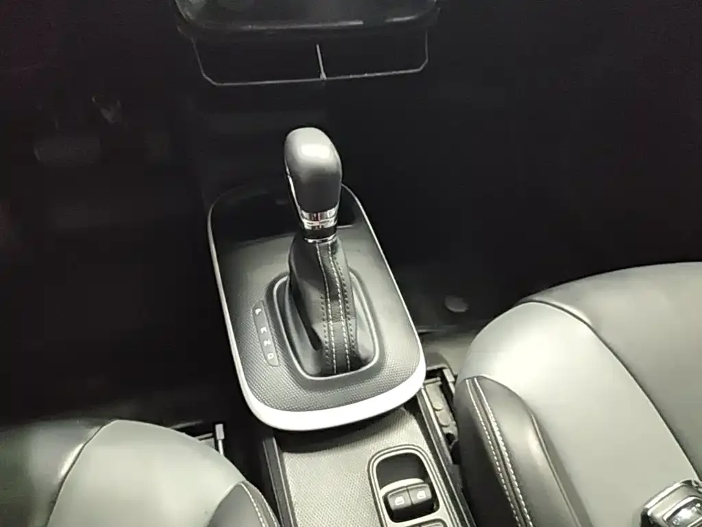 Roewe Kaiwei CLEVER 2022 311km Vitality Bobo Edition — Фото автомобиля 13