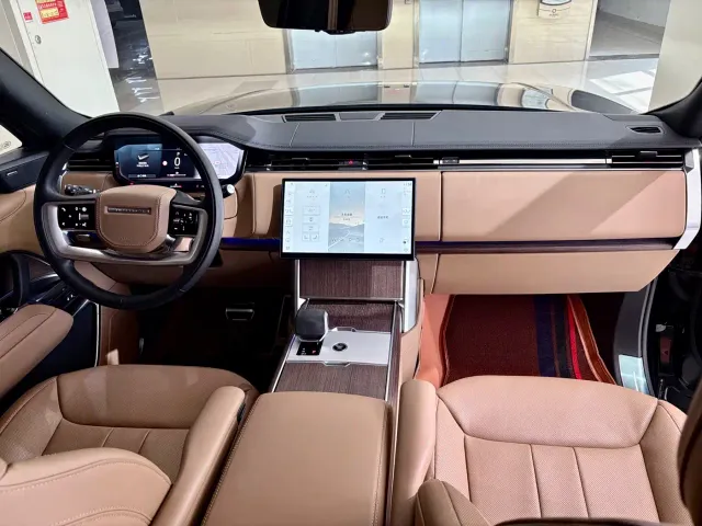 Land Rover Range Rover — Фото автомобиля 7