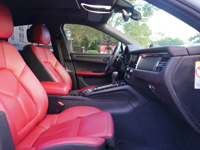 Porsche Macan — Фото автомобиля 8