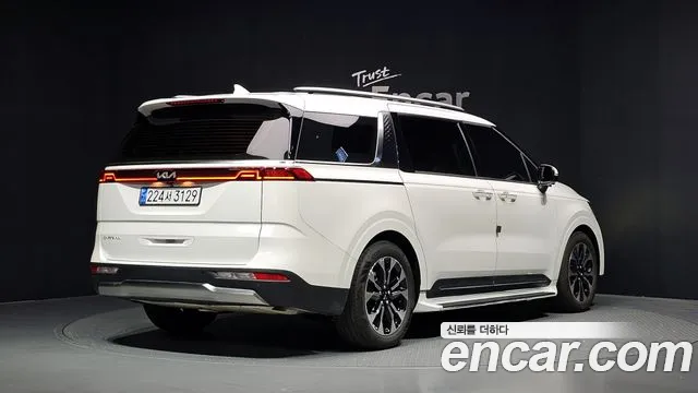 Kia Carnival 4th Gen — Фото автомобиля 2