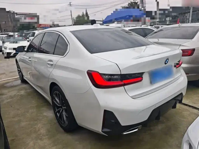 BMW 3 Series — Фото автомобиля 4
