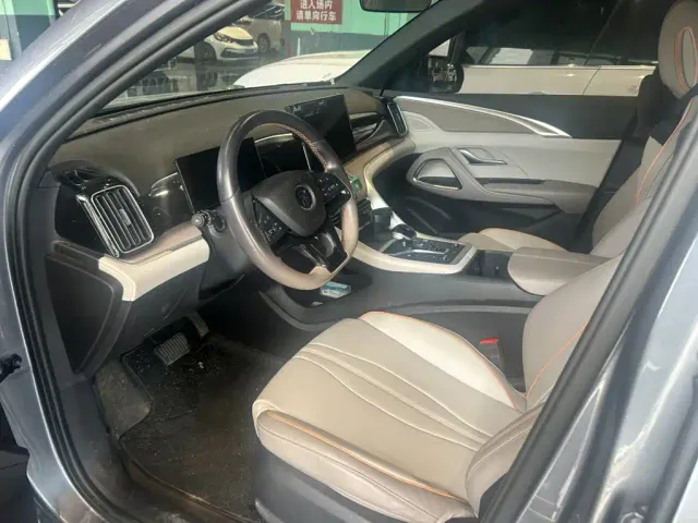BYD Song Pro — Фото автомобиля 3