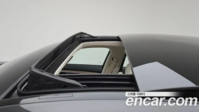 Mercedes-Benz S-Class — Фото автомобиля 12