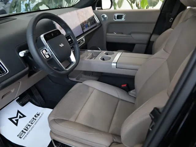 Li Auto L7 — Фото автомобиля 7
