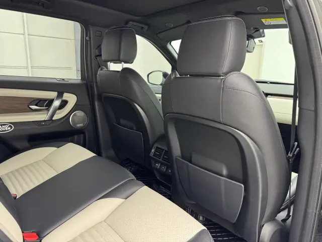 Land Rover Discovery Sport — Фото автомобиля 13