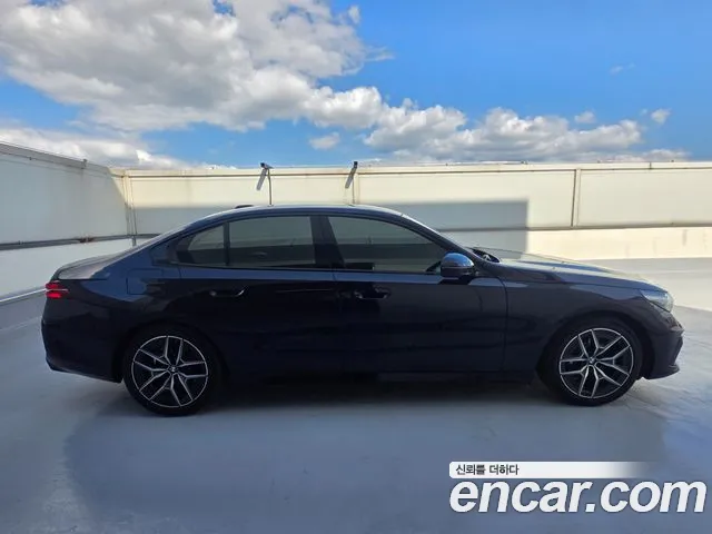 BMW 5 Series G60 — Фото автомобиля 11