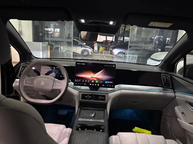BYD Song Ultra — Фото автомобиля 7