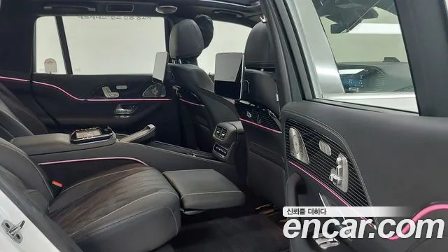 Mercedes-Benz GLS-Class — Фото автомобиля 10
