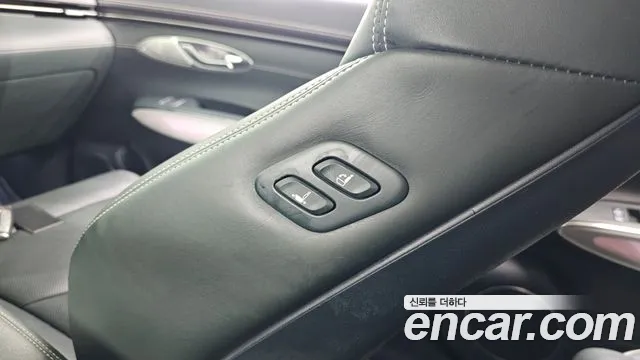 Genesis GV70 Electrified GV70 — Фото автомобиля 25