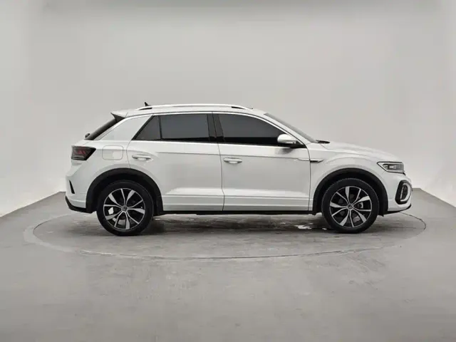 Volkswagen T-Roc — Фото автомобиля 3