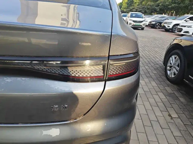 BYD Seal 05 DM-i — Фото автомобиля 7