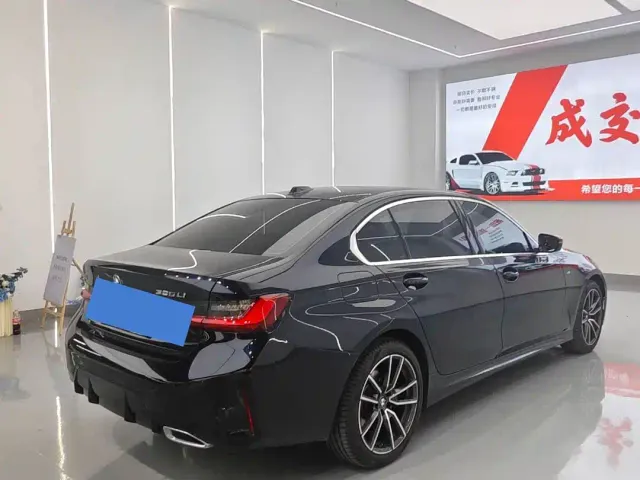 BMW 3 Series — Фото автомобиля 6