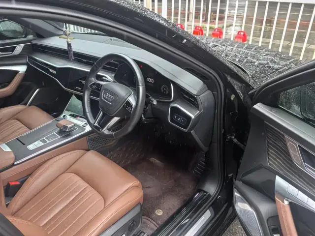 Audi A6L — Фото автомобиля 6