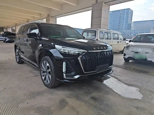 Exeed VX — Фото автомобиля 3