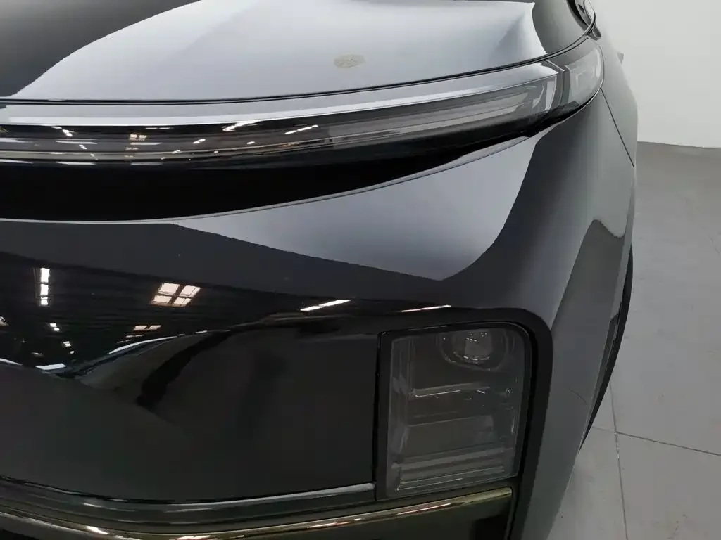 Li Auto Li Xiang L9 2023 Model Pro — Фото автомобиля 7