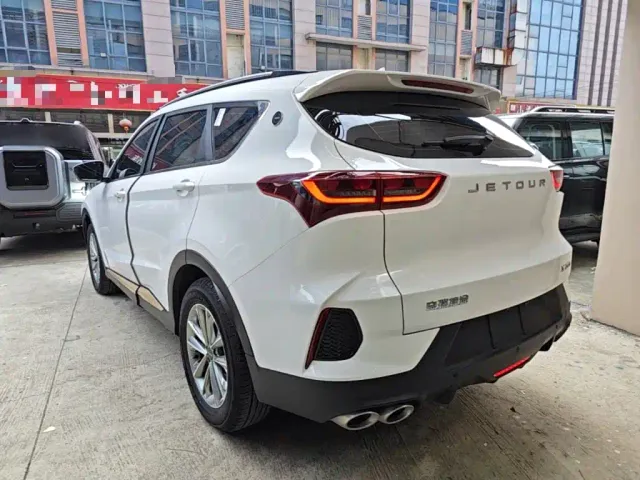 Jetour X70 — Фото автомобиля 4