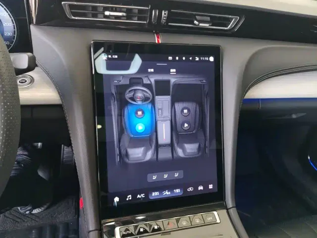 Hongqi H5 — Фото автомобиля 17