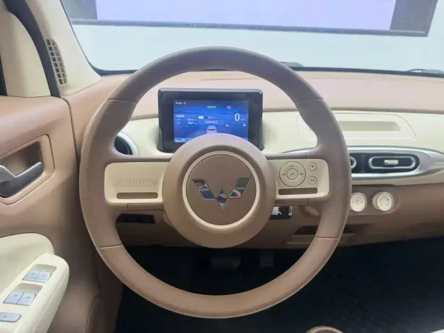 Wuling Hongguang Mini EV — Фото автомобиля 11