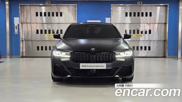 BMW 5 Series — Фото автомобиля 3
