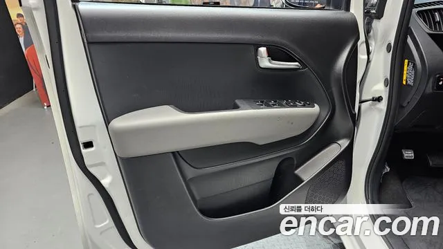 Kia RAY Новый Kia Ray Signature — Фото автомобиля 24