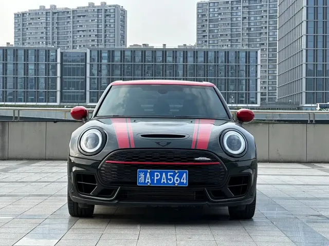MINI JCW CLUBMAN — Фото автомобиля 2