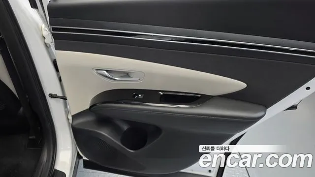 Hyundai Tucson Tucson (NX4) Бензин 1.6 турбо 2WD — Фото автомобиля 25