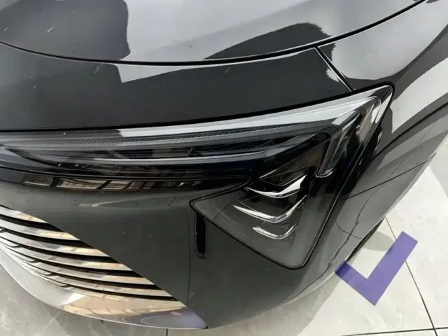 Buick LaCrosse — Фото автомобиля 5
