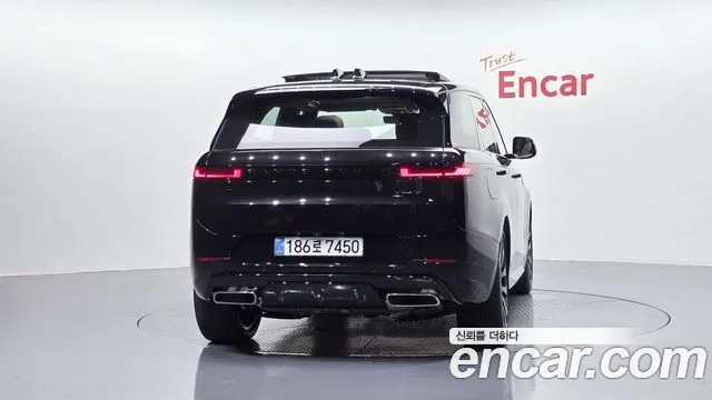 Land Rover Range Rover Sport — Фото автомобиля 4