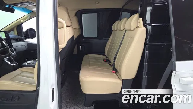 Hyundai Staria — Фото автомобиля 18