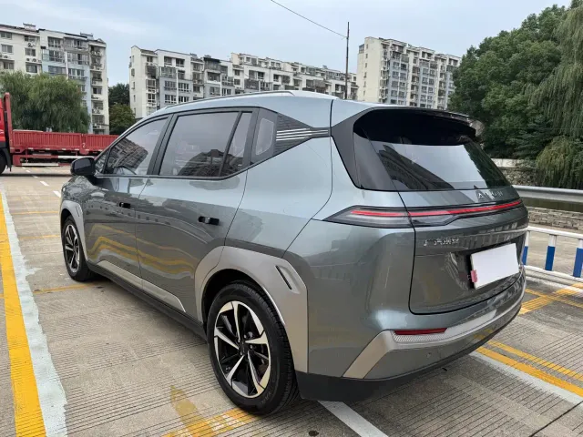 GAC Aion Y — Фото автомобиля 4