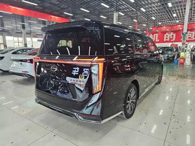 GAC Trumpchi M8 — Фото автомобиля 5