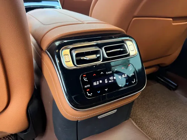 Mercedes-Benz S-Class — Фото автомобиля 20