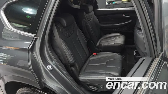 Hyundai Santafe — Фото автомобиля 12